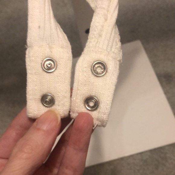 Fashion Nova🥳HP🥳White Sweater Bodysuit - Picture 6 of 8